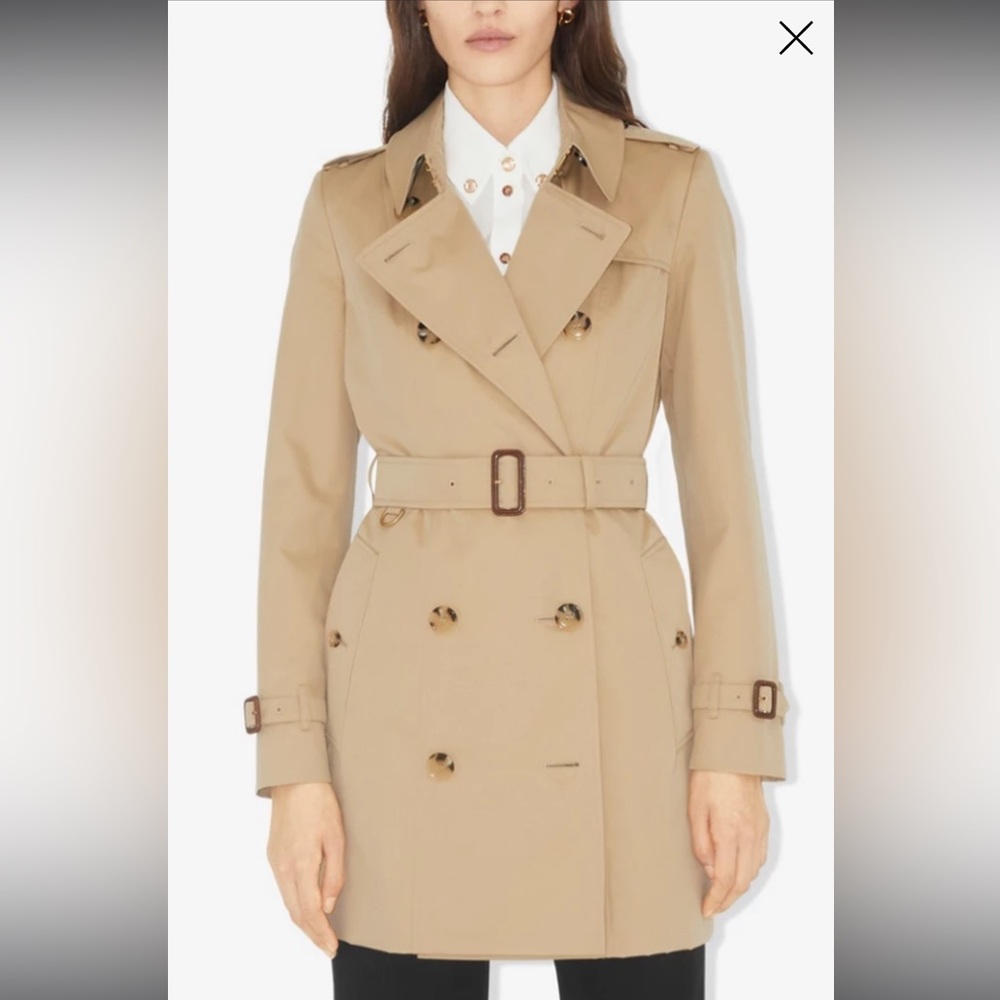 Burberry short trench